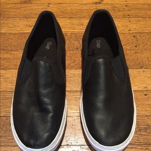 Gap slip on sneakers